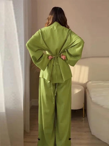Женские повседневные костюмы Chin.Sweety из полиэстера