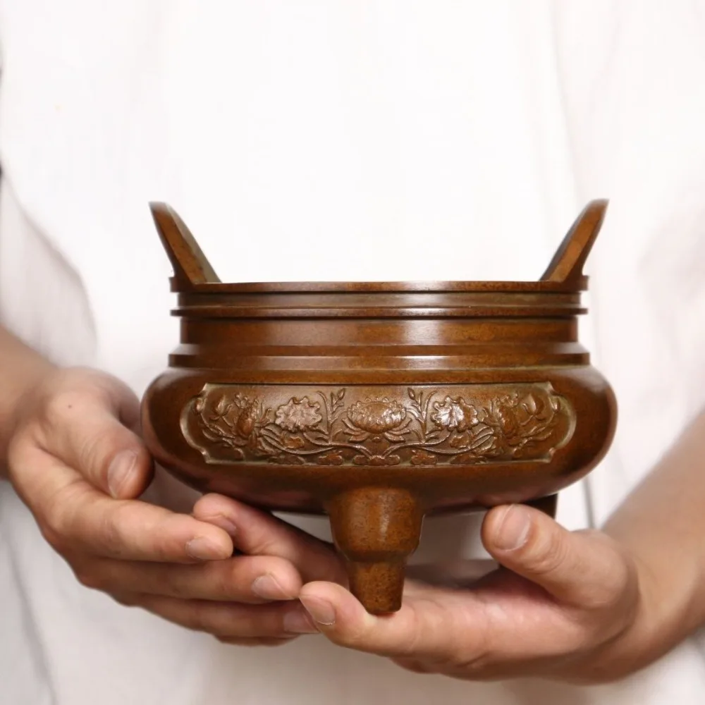 Lotus-Patterned Three-Legged Incense Burner: Home-Use Indoor Aromatherapy Burner, Xuande-Style Antique-Style Home Decor