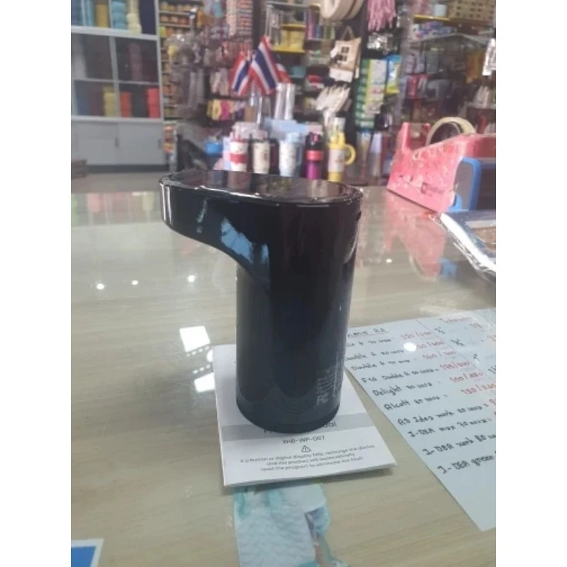 เครื่องจ่ายเครื่องดื่มอัตโนมัติแบบไม่ต้องสัมผัส ปี 2026 สำหรับขวด วิสกี้ และเครื่องดื่มแอลกอฮอล์