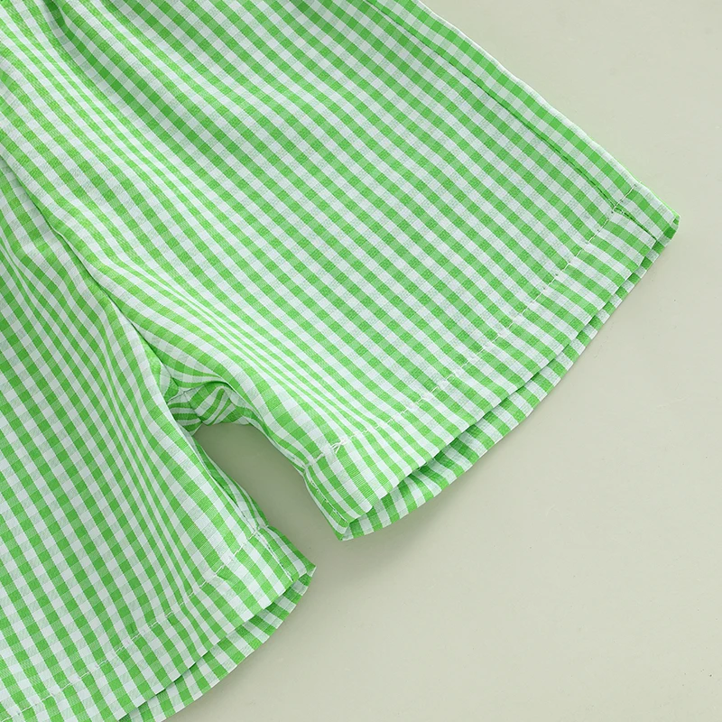 Летние комплекты шорт для маленьких мальчиков, топы с круглым вырезом и короткими рукавами с принтом тележки для гольфа и клетчатые шорты на подтяжках, комплекты