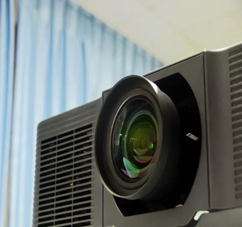 New Vivibright PT9000UL Outdoor Holographic 20000 Lumens Cinema Movie Laser Video Mapping Projector