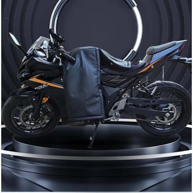 

Winter Cruising Straddle Motorcycle Windshield Is Split Fork Riding Cold Windshield Windshield Velvet Warm PU