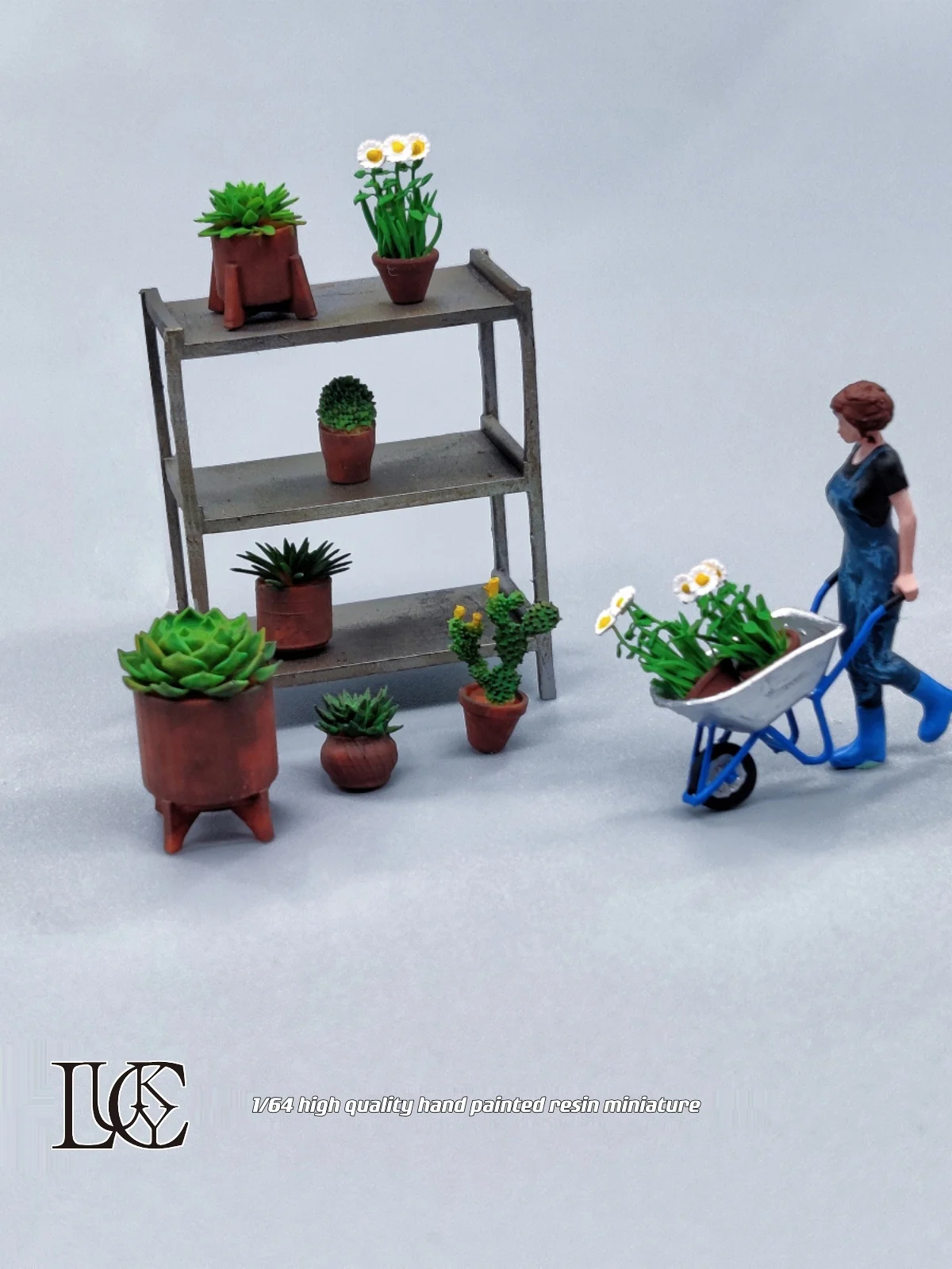 Lucky Studio Diorama 1/64 Scale Figurines Model Flower Farmer and Green Plant Set Collection Miniature Hand-painted