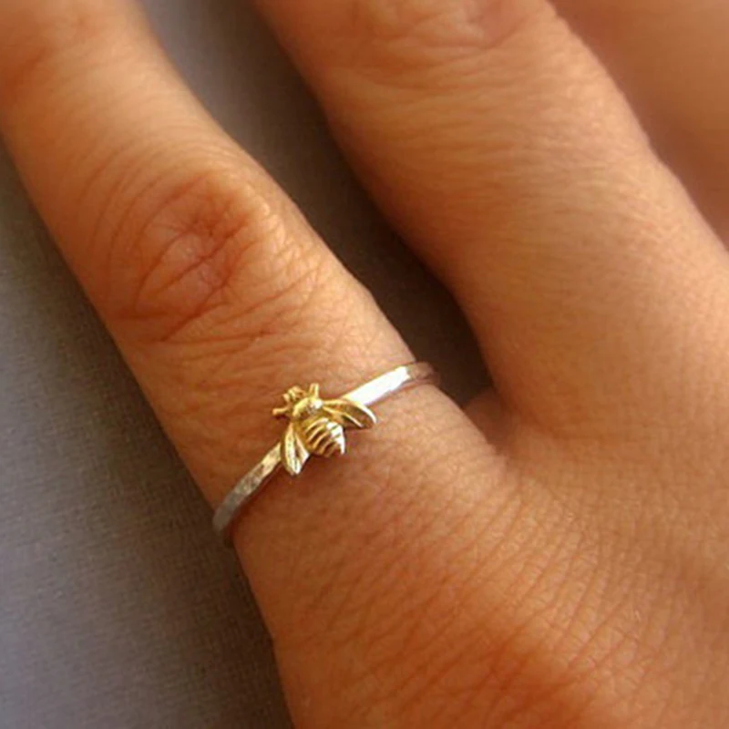 New 925 Sterling Silver Bee Ring Personality Charm Animal Shape Women Ring Birthday Party Gift for Friends Exquisite Jewelry
