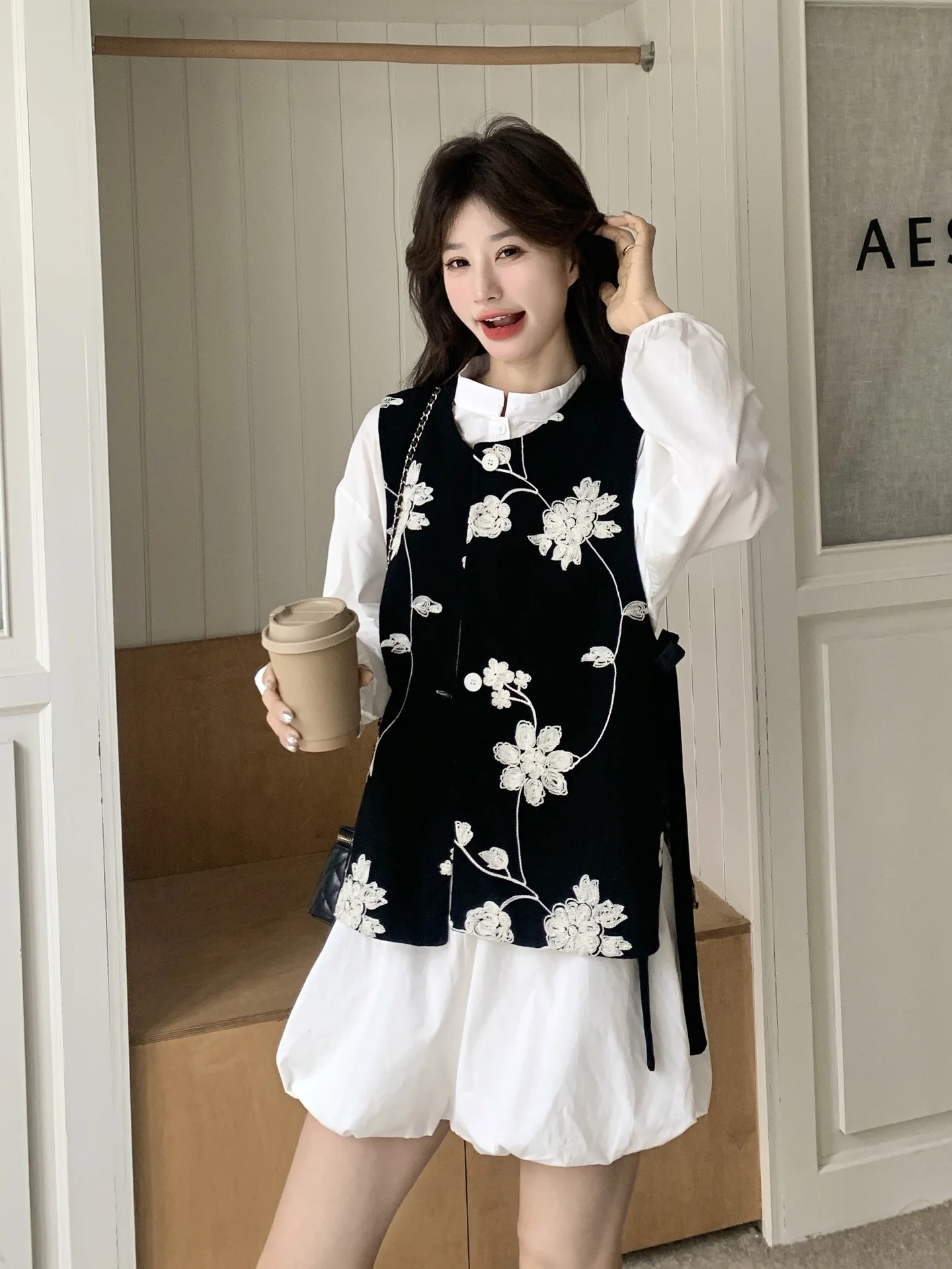 

New Chinese Sle Women's Vest And Pants Set Spring 2026 Faion Two-Piece Suit ort Sve Long Pants Floral Print