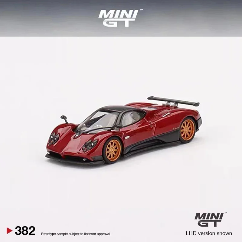 

MINIGT 1:64 Model Car Zonda F Rosso Dubai Alloy Die-Cast Supercar - MGT00382 LHD