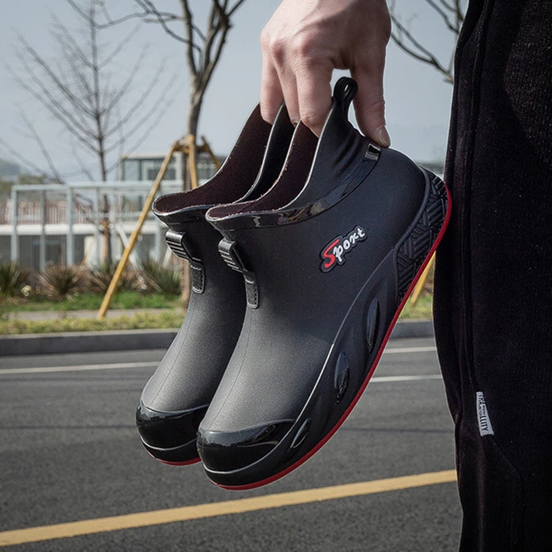 Men Short Rain Boots Women Spring Summer Fishing Camping Water Shoes Fashionable Ankle Slip-On Boots Men Work Shoes for Kitchen