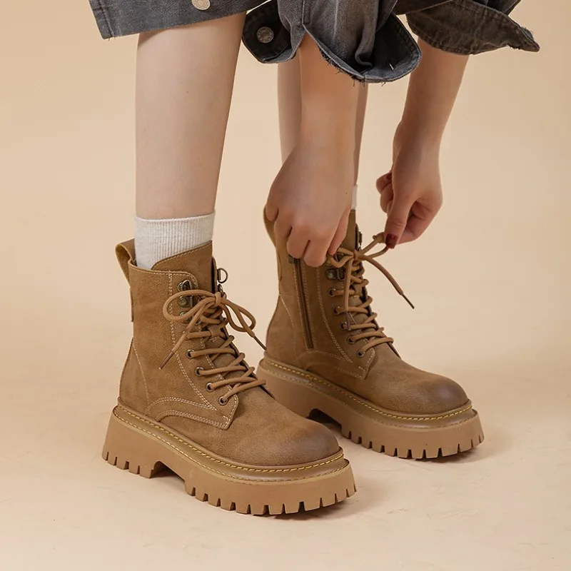 

Soft Leather Retro Booties Women's Autumn and Winter New Round Toe Shallow Mouth Lace-up Platform Plus Fleece Kitten Heel Boots