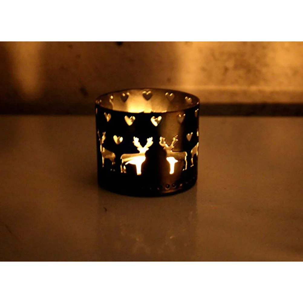 

Black Hollow Iron Elk Candlestick Vintage Style Holder for Home Hotel Club Shop Window Carnival Party Decoration Use