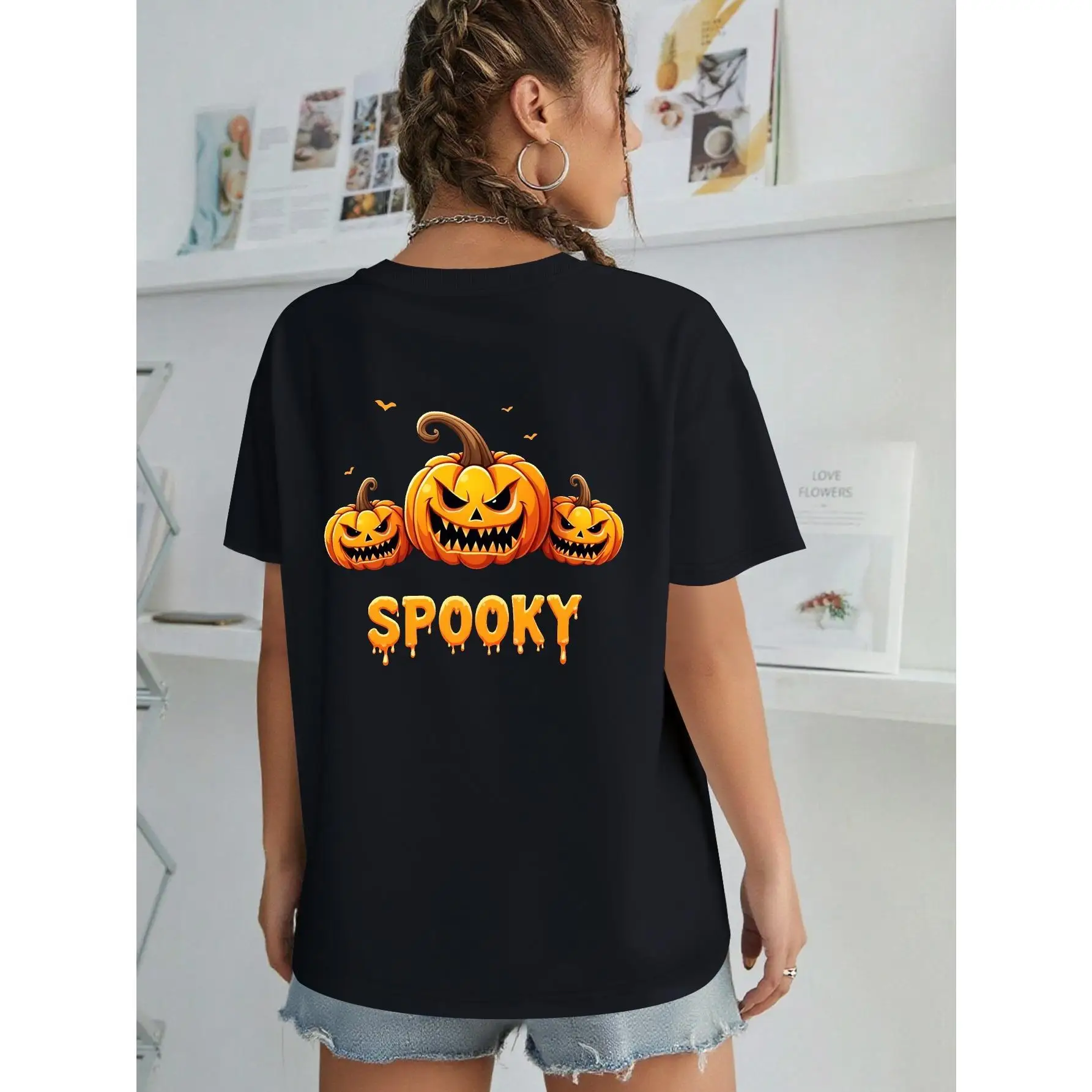 

Women's Halloween Spooky Pumpkin T-shirt, Funny Ghost Face Graphic Tee, Spooky Season Holiday Party Top, Fall Outfits