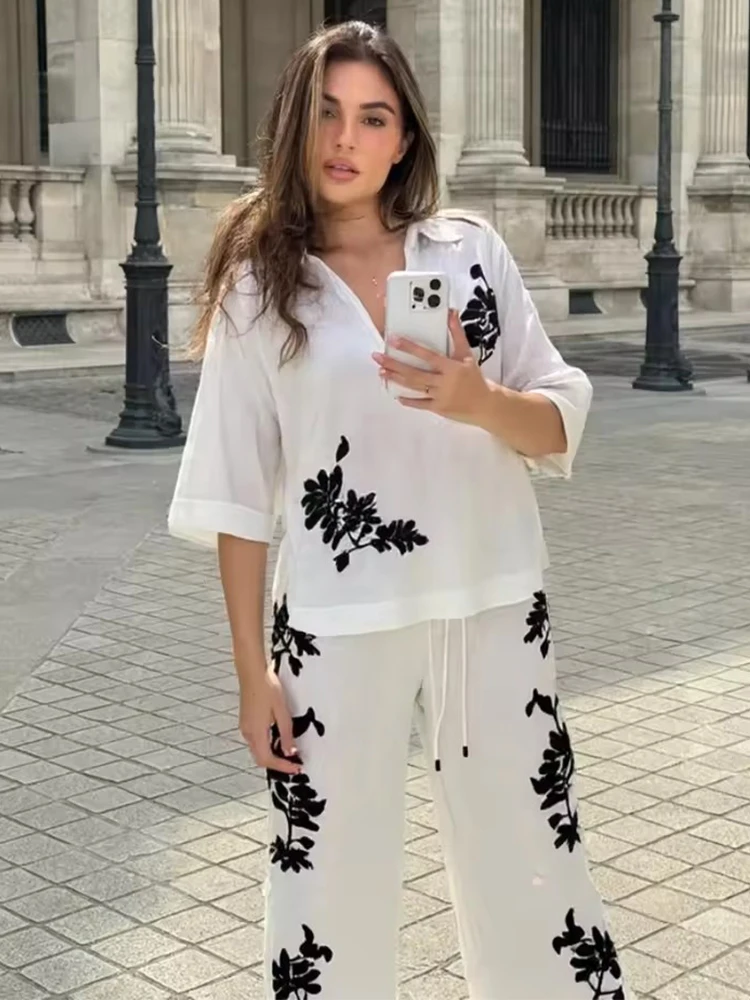 ผูกสบายๆกางเกง 2 ชิ้นชุดผู้หญิงเย็บปักถักร้อยเอวสูงกางเกงชุดสตรี 2025 2 ชิ้นผู้หญิงชุด ﻿