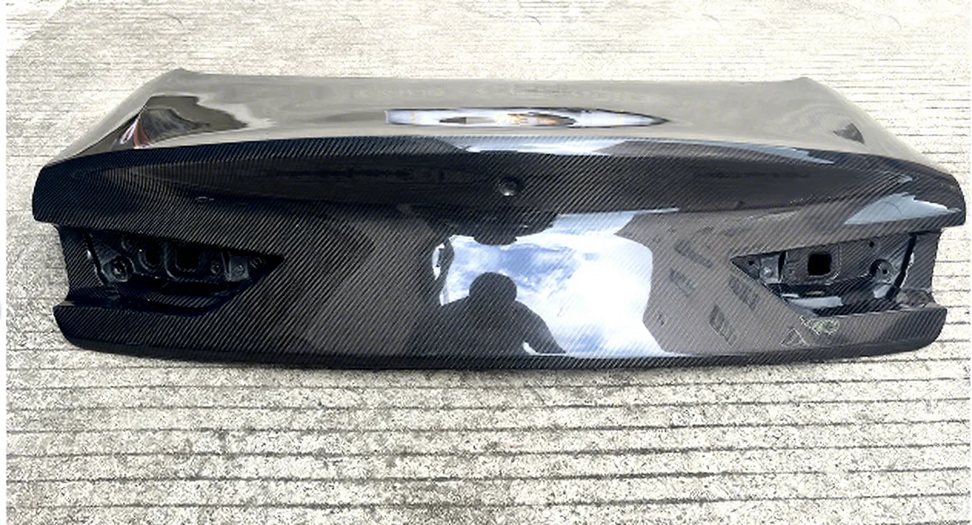 

Carbon Fiber Rear Trunk for Infiniti Q60Practical Good quality