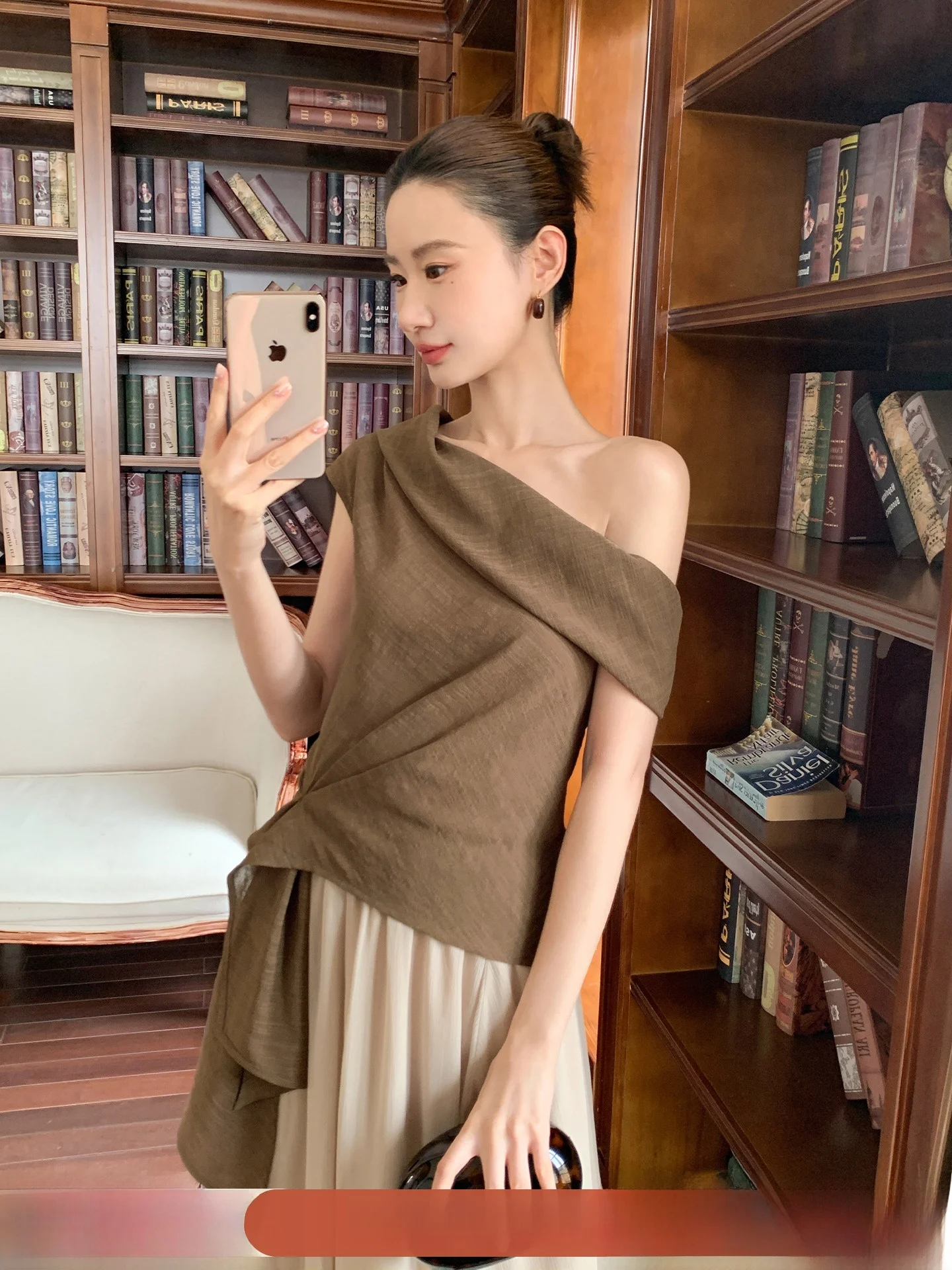 

XXNING женский облегающий жилет без рукавов, повседневный дизайн с диагональным воротником, осенний новый модный универсальный топ с диагональным воротником