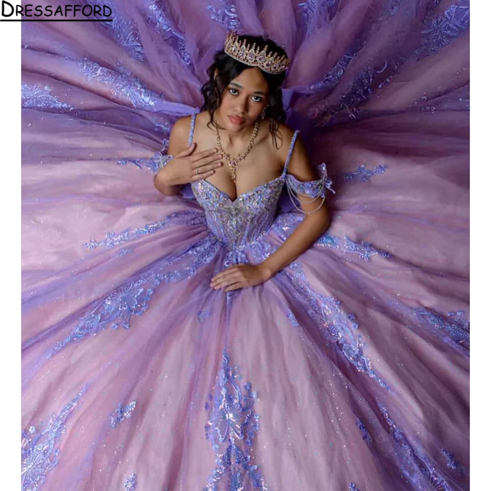 

Лиловое платье для девочки на 15-летие с бисером и аппликациями, с открытыми плечами, на заказ