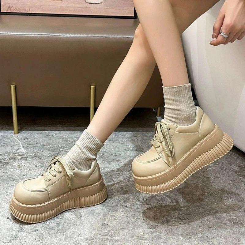 

​2025 Spring and Autumn Women's Korean Style Lightweight White Loafers Versatile Sneakers Bestseller​ Lace Up Shoes for Women