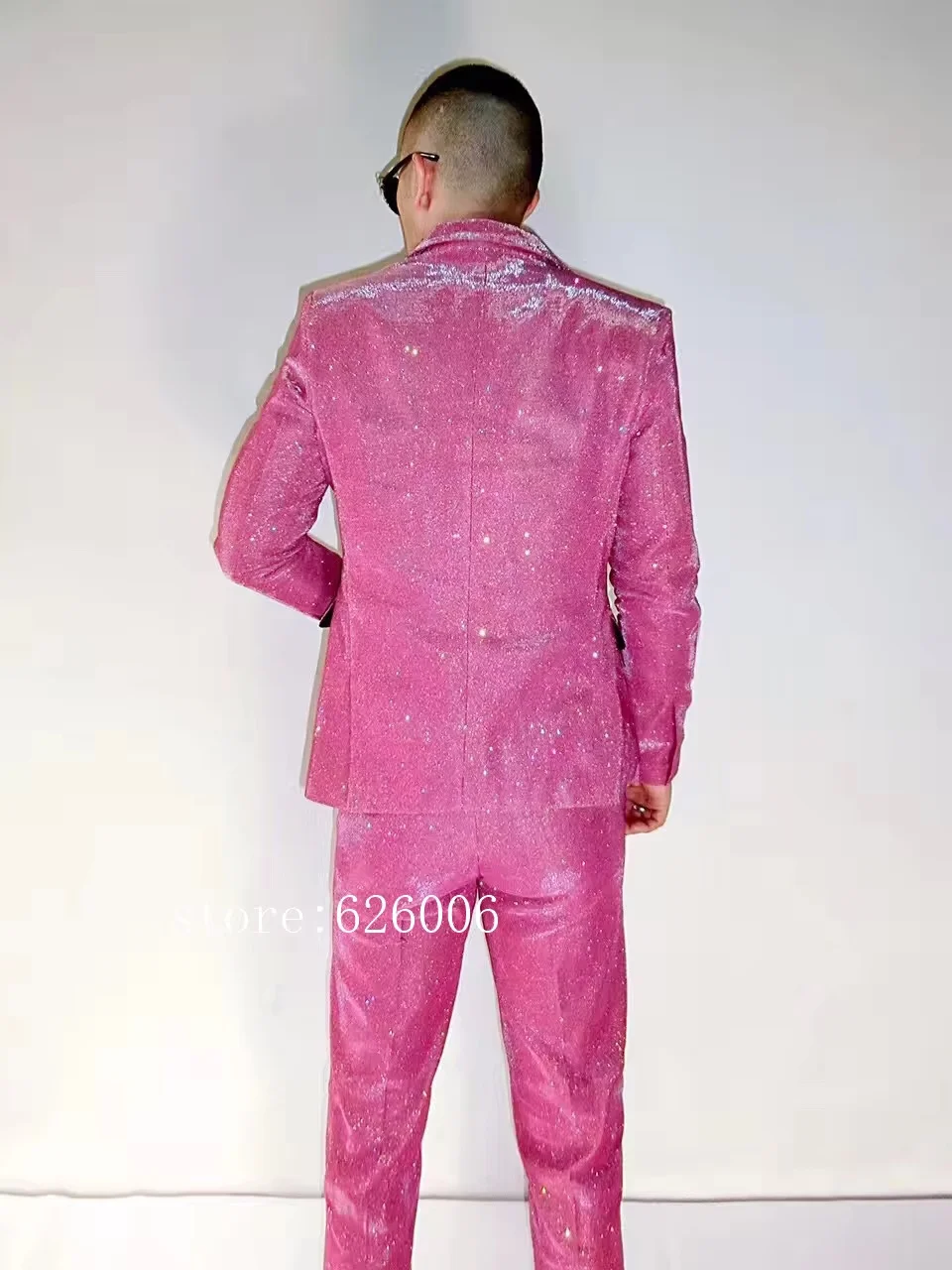 ใหม่ผู้ชายแฟชั่นสีชมพูชุดเครื่องแต่งกายไนท์คลับชายนักร้องดีเจนักเต้นพรรคแสดงสวมใส่