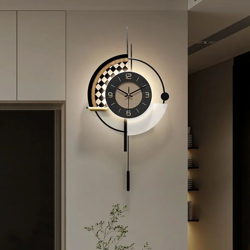 

Middle ancient style black and white checkered clock, creative light luxury high-end wall clock