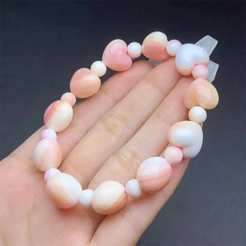 Natural Aliger Gigas Shell Heart Bracelet Couple Energy Yoga Bracelet Men Women Healing Fengshui Jewelry Gift 1pcs