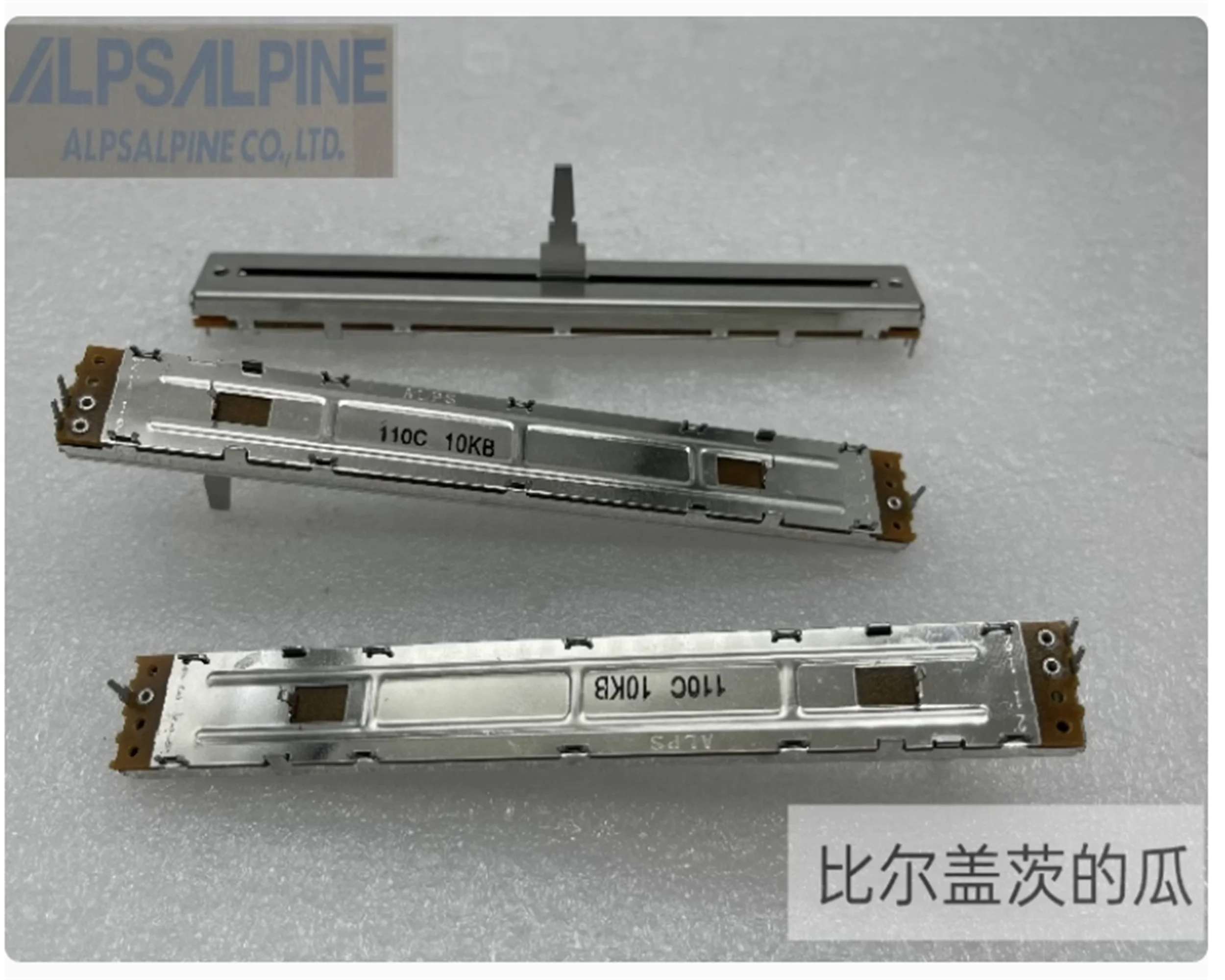 1 PCS Japanese ALPS Alps RSAONN111A06 single link direct sliding potentiometer 128mmB10K shaft length 20mm