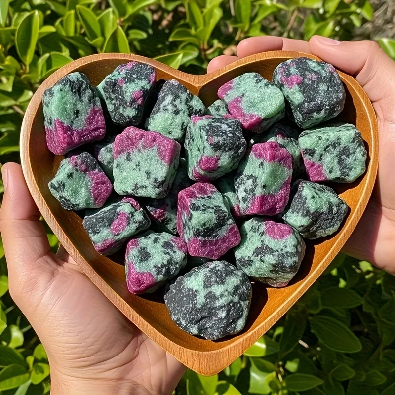 عينة من الحجر الخام روبي زيوليت - معدني كريستال روبي-أخضر، أحجار كريمة بوهيمية، مناسبة للديكور المنزلي، ديكورات العطلات #1