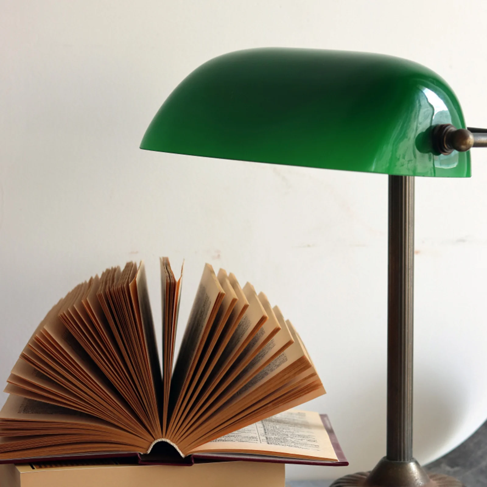 

2Pcs Plastic Bankers Lamp Shade Vintage Replacement Decorative Lampshade Cover for Table Lamp Light Bankers Lampshade