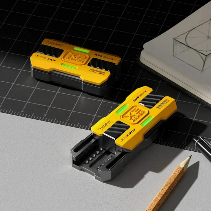 YIJOO مضيئة دفع المنزلق المغناطيسي تململ المنزلق الحسية ألعاب متململة المعادن EDC درع مكافحة الإجهاد تململ سبينر اللعب