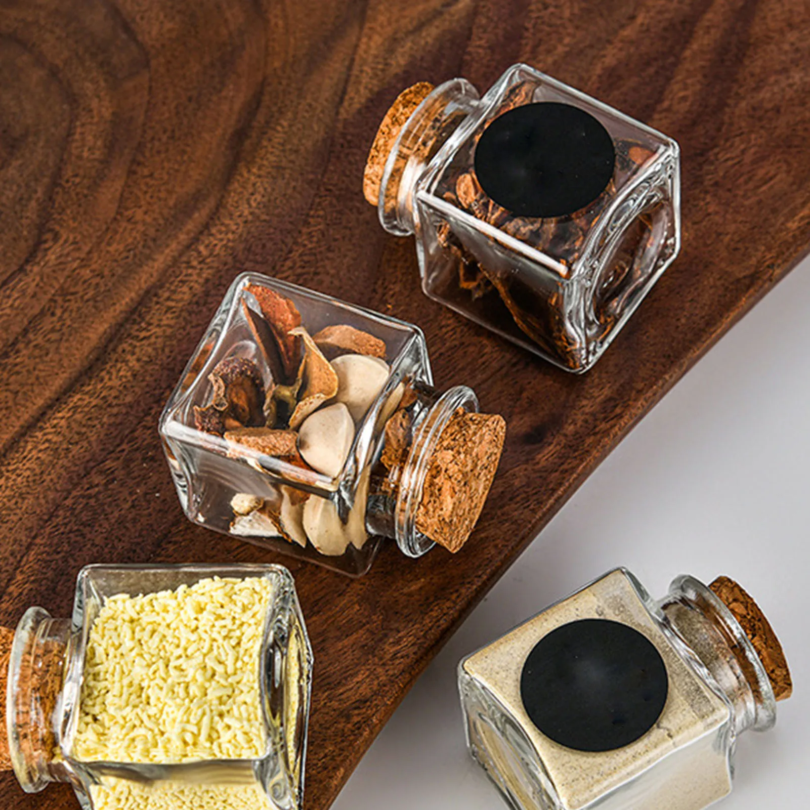 1 Pieces Mini Transparent Square Glass Bottles with Cork Stopper Empty Spice Jars for Art Crafts Wedding Favors