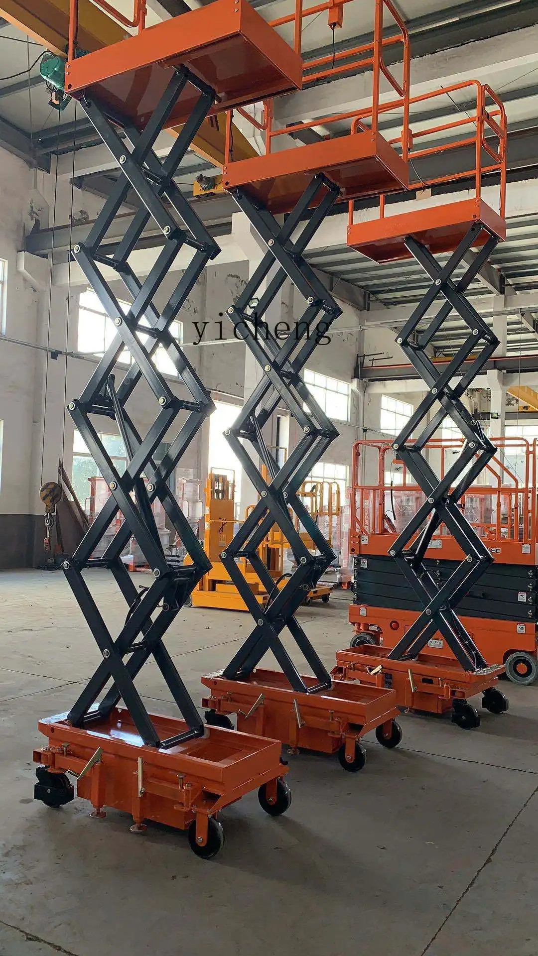 

ZZ Small Aerial Work Platform Lift Truck Elevator Manned Platform Work Vehicle Mobile Electric Lift Car
