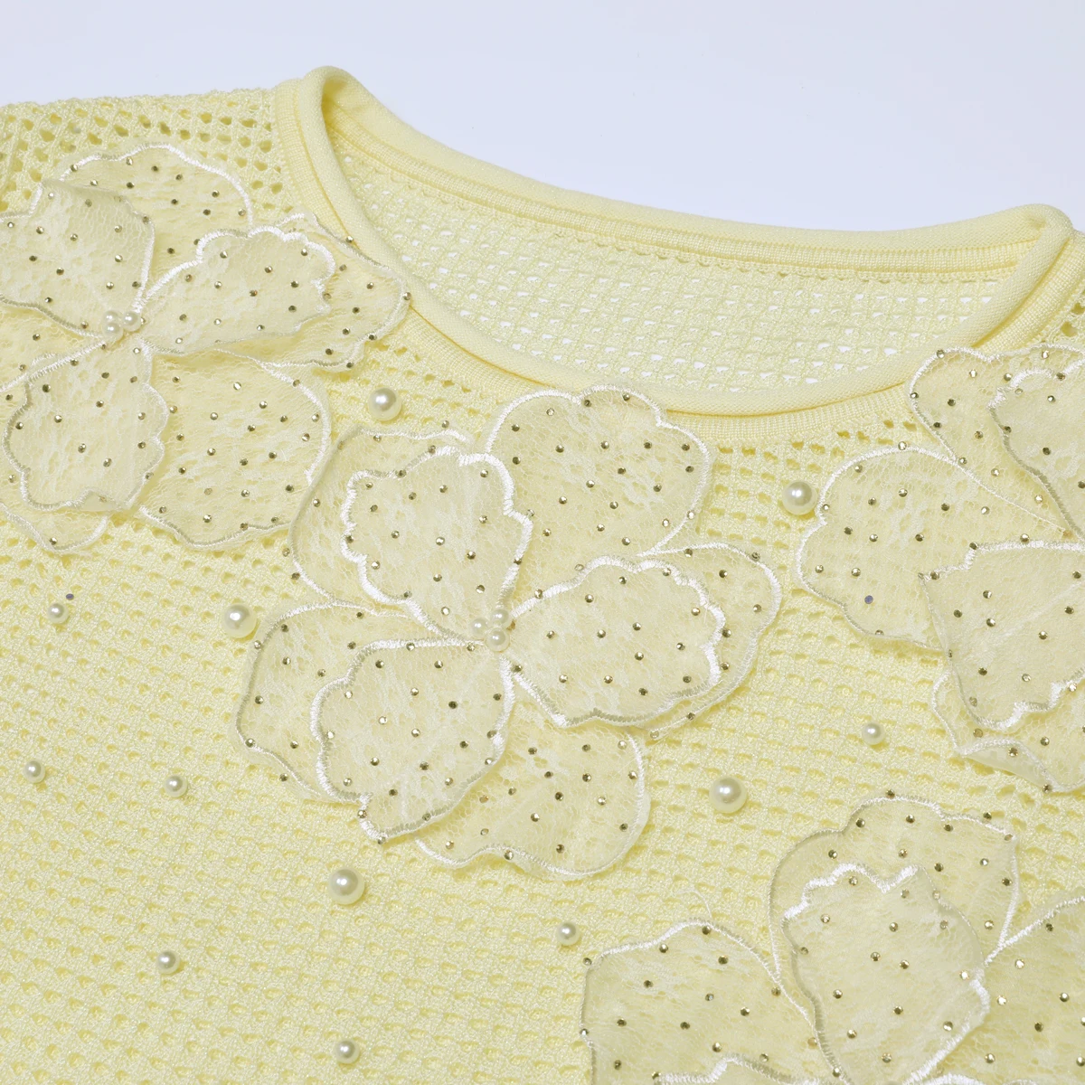26172 Women Summer Autumn Heavy Craft 3D Floral Hot Stamping Sleeveless Knit Top Versatile Daily Ladies Fashion Top