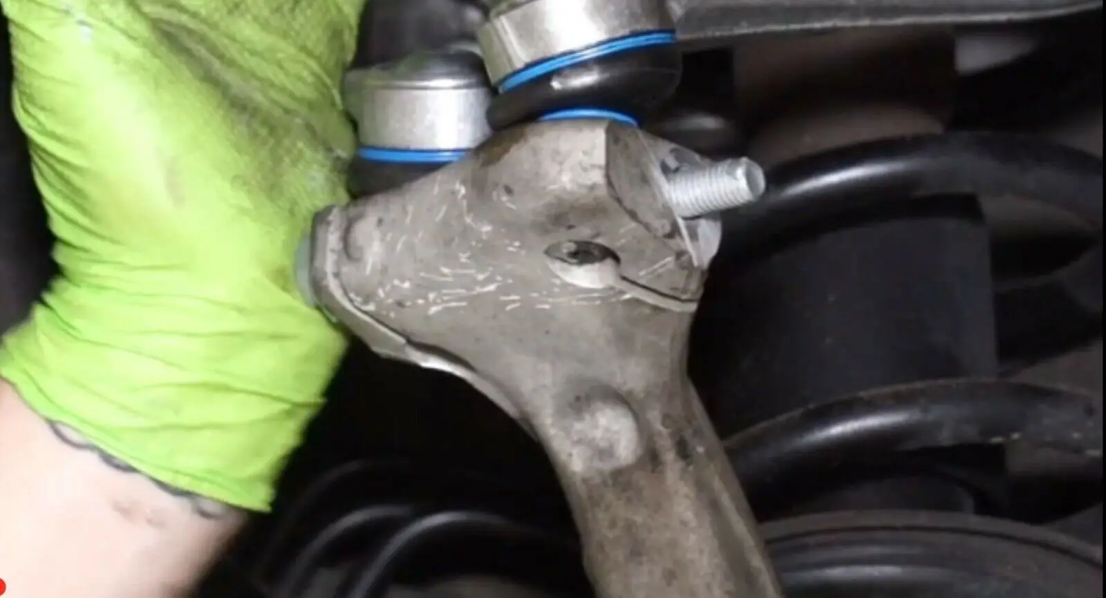 

2pcs WHT007963 Front Suspension Arm Pinch Bolt For Audi A4 B8 A5 A6 C6 C7 A7 A8 Q5 R8