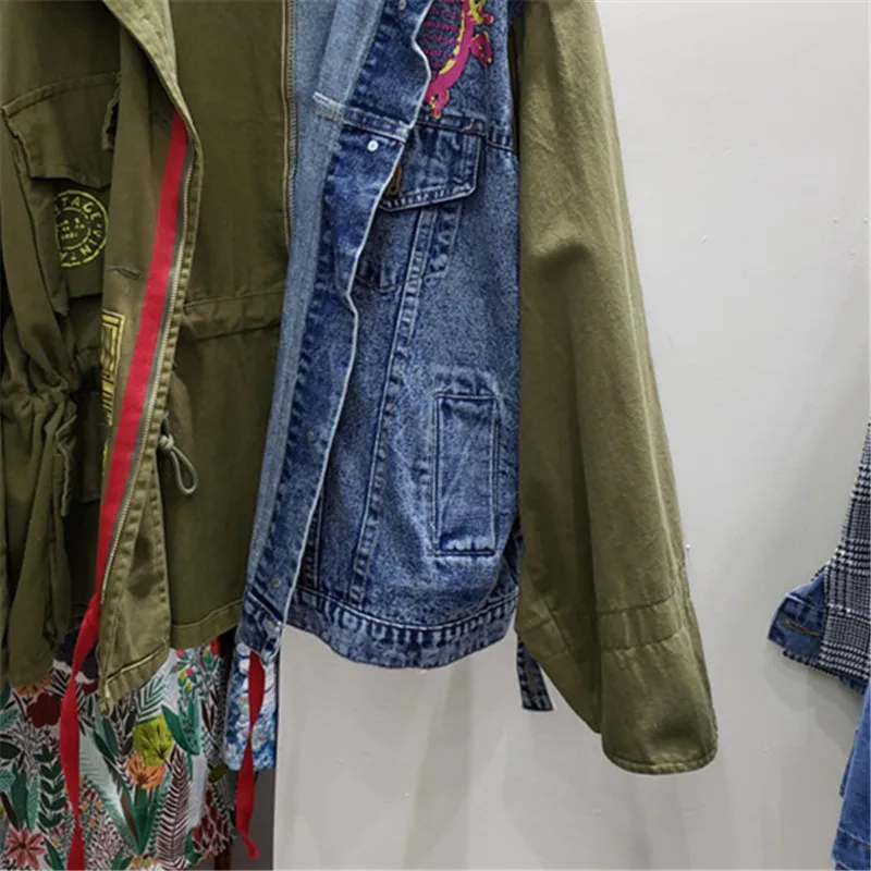 Chaqueta vaquera con estampado de almazuela verde militar de otoño para Mujer, Chaqueta vaquera corta holgada, Chaqueta vaquera con bolsillos grandes para Mujer