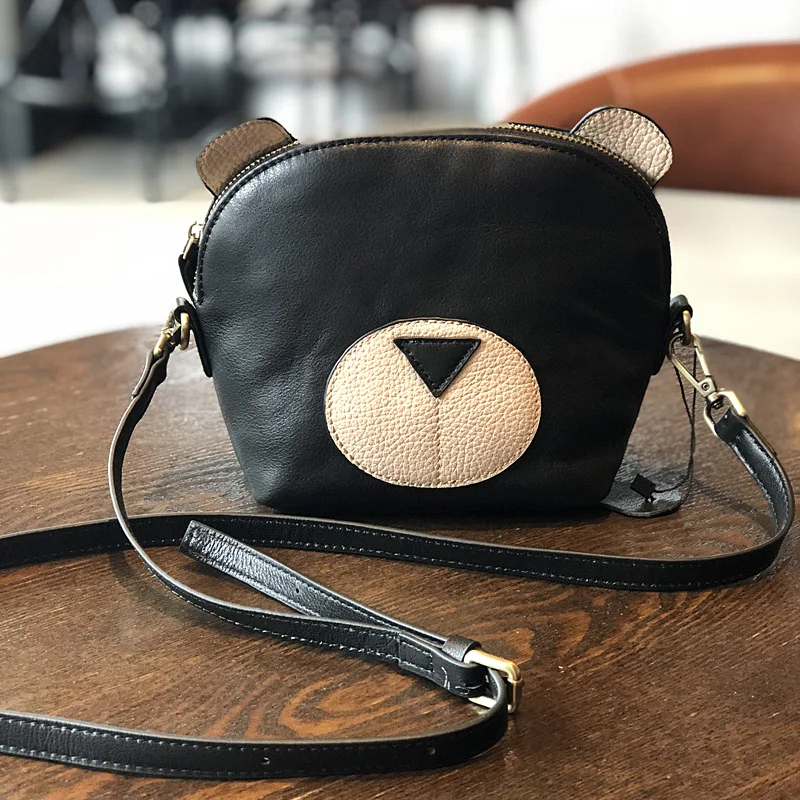 

2022 New Genuine Leather Ladies' Bags Shoulder Messenger Bag First Layer Cowhide Cute Bear Bag Shell Bag Western Style Mini Fash