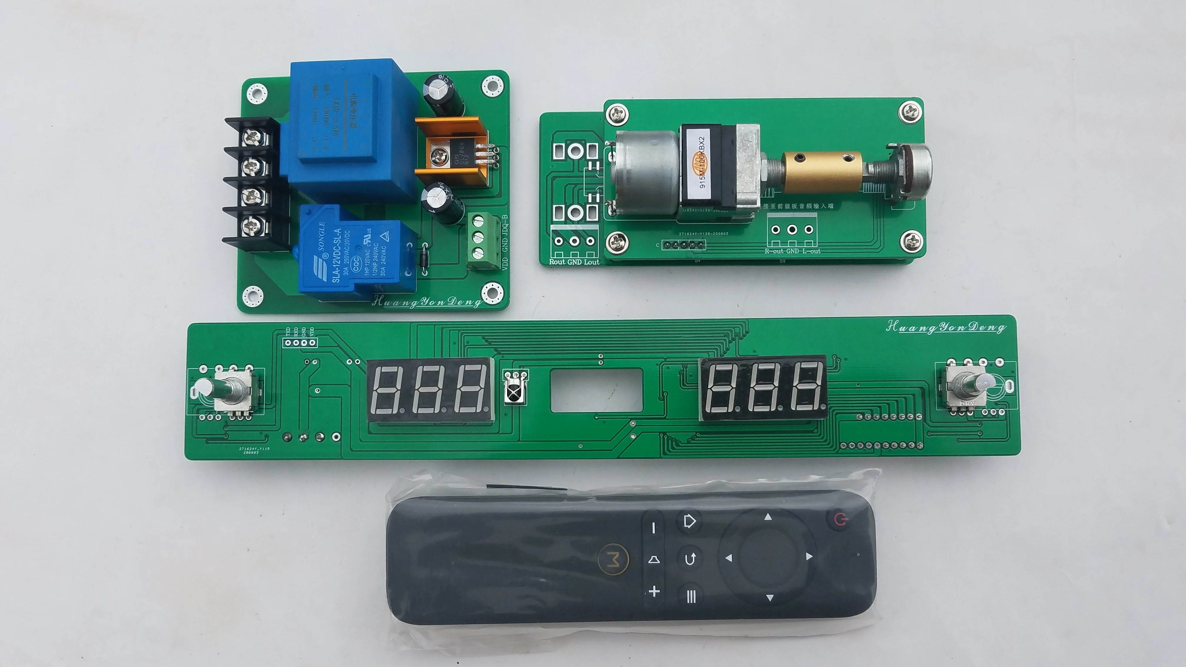 

Reference Gao Wen Chassis ALPS Motorized Potentiometer RK168 Type Remote Control Volume Control Board with RCA Terminals