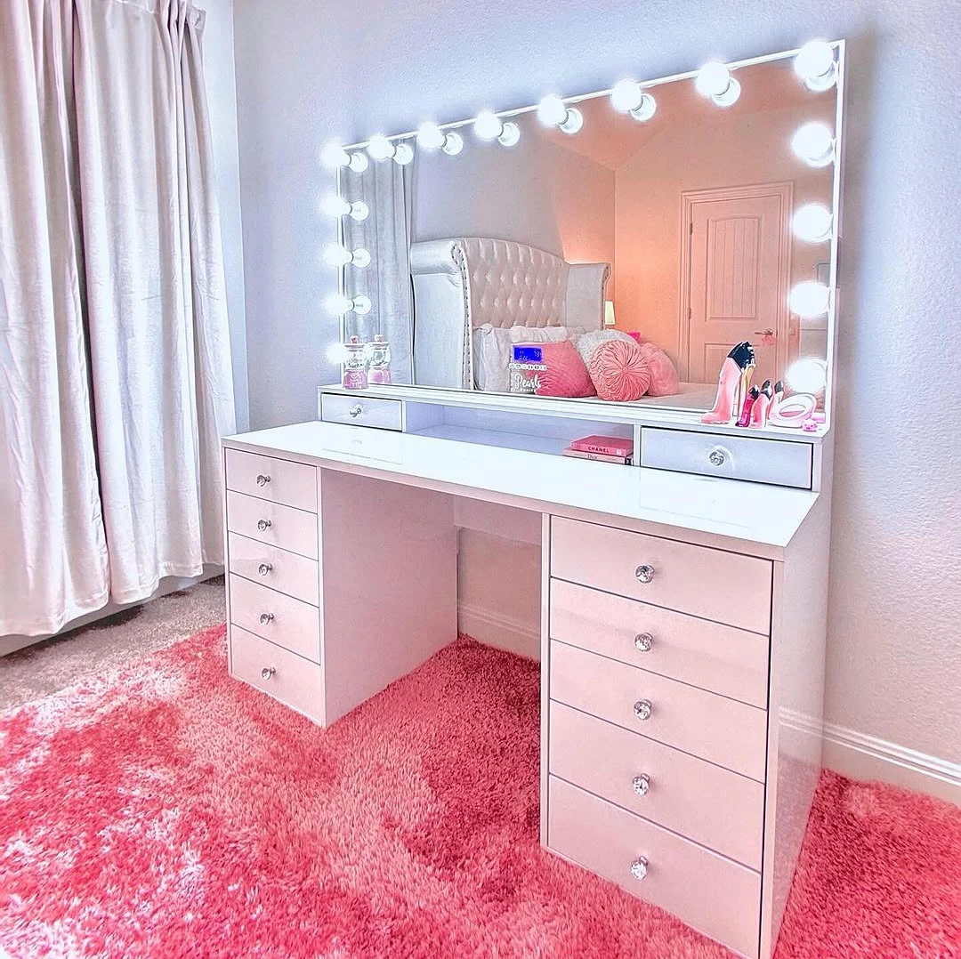 Large European Style Luxury Dressing Table Suitable for Girls Bedroom Use Wholesale JIAMEIJIA Makeup Desk Suitable for Resale