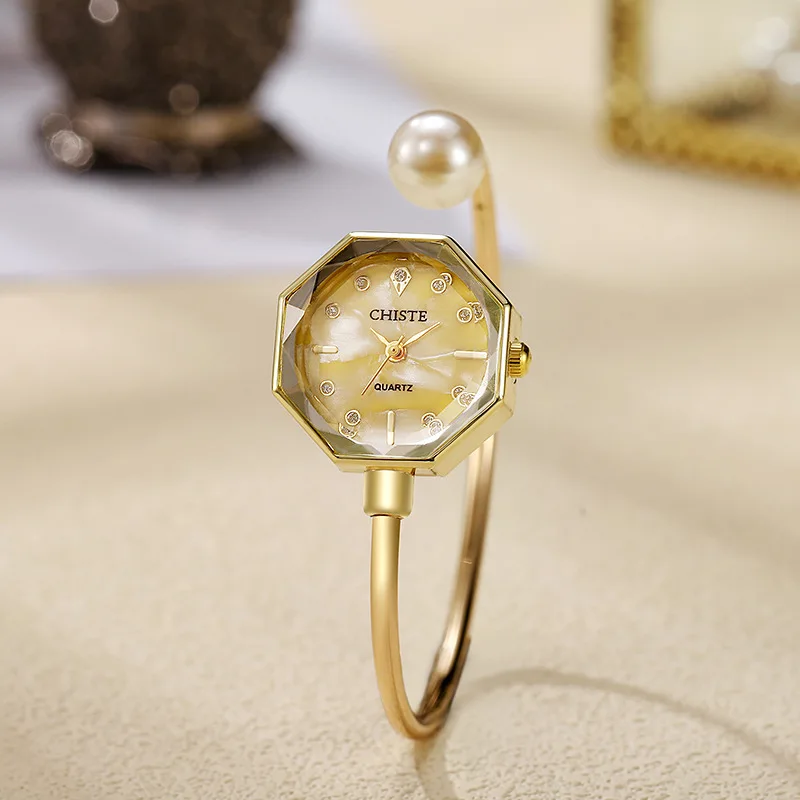 Open Bracelet Watch Polygonal Dial Diamond Scale Luxury Women's Watch Exquisite Pearl Strap Ladies Watch Gift Clock Wholesle