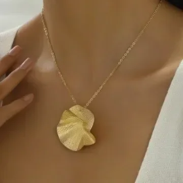 European and American niche design, rustic style, pleated lotus leaf necklace, ring, earring, versatile jewelry  Chen