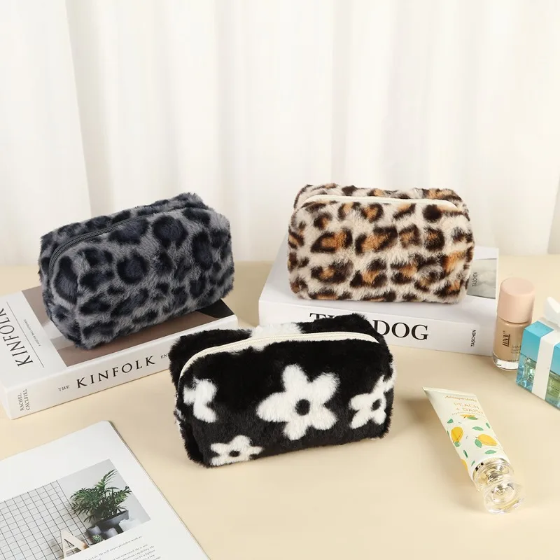 High-end Leopard Print Plush Makeup Pouch Hand-held Portable Women's Large Capacity Travel Storage Pencil Case