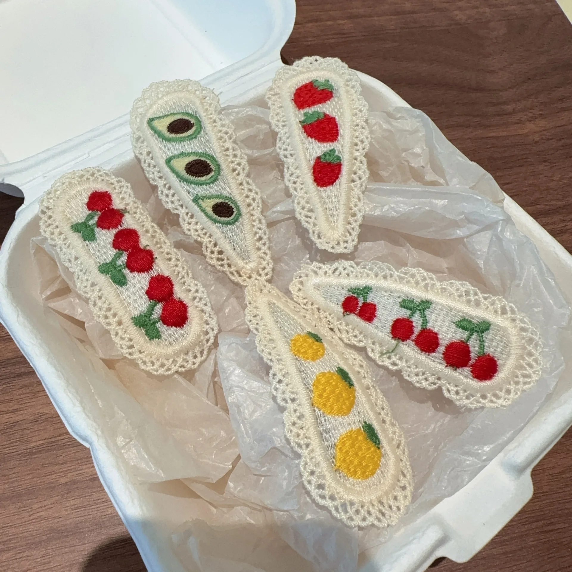 

50 PCS/Lot, Sweet Cherry Strawberry Avocado Pineapple Knitting Hairpin Hair Clips For Baby Girls Hair Accessories