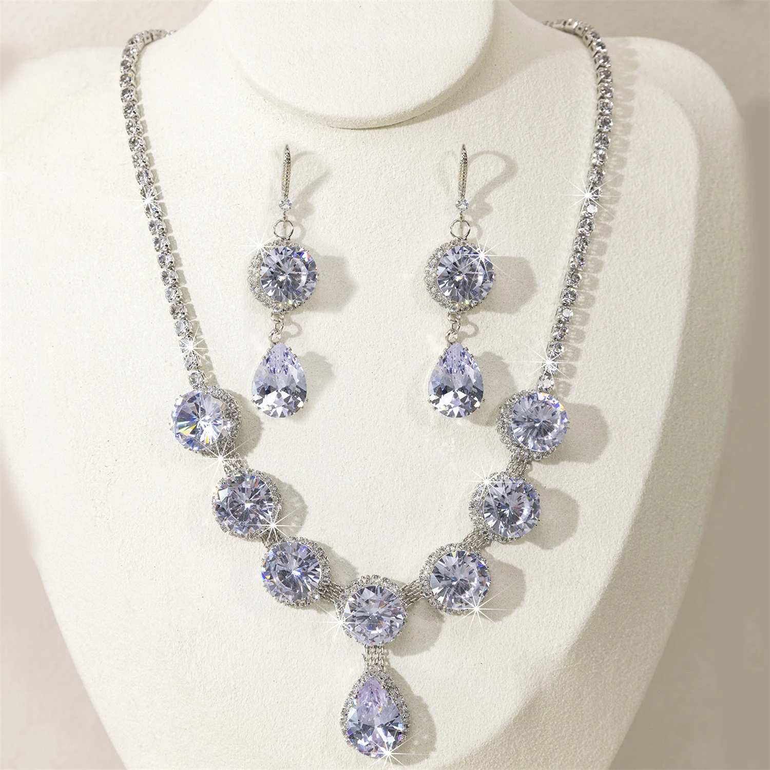 2 Stück eleganter farbiger Edelstein mit eingelegtem tropfenförmigem Anhänger für Damen, Halskette, Ohrring-Set, Bankett, Party, Schmuckset, Dekoration