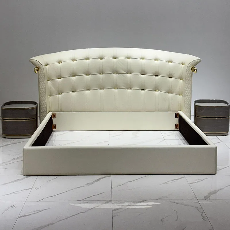 Italian light luxury leather leopard head buckle double bed luxury villa new high-end wedding bed