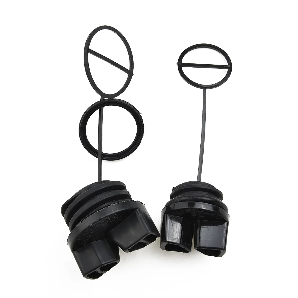 2pcs Replacement Tank Covers for McCulloch 738 740 742 838 842 Chainsaw Fuel and Oil Cap Set with 577858501 530010846