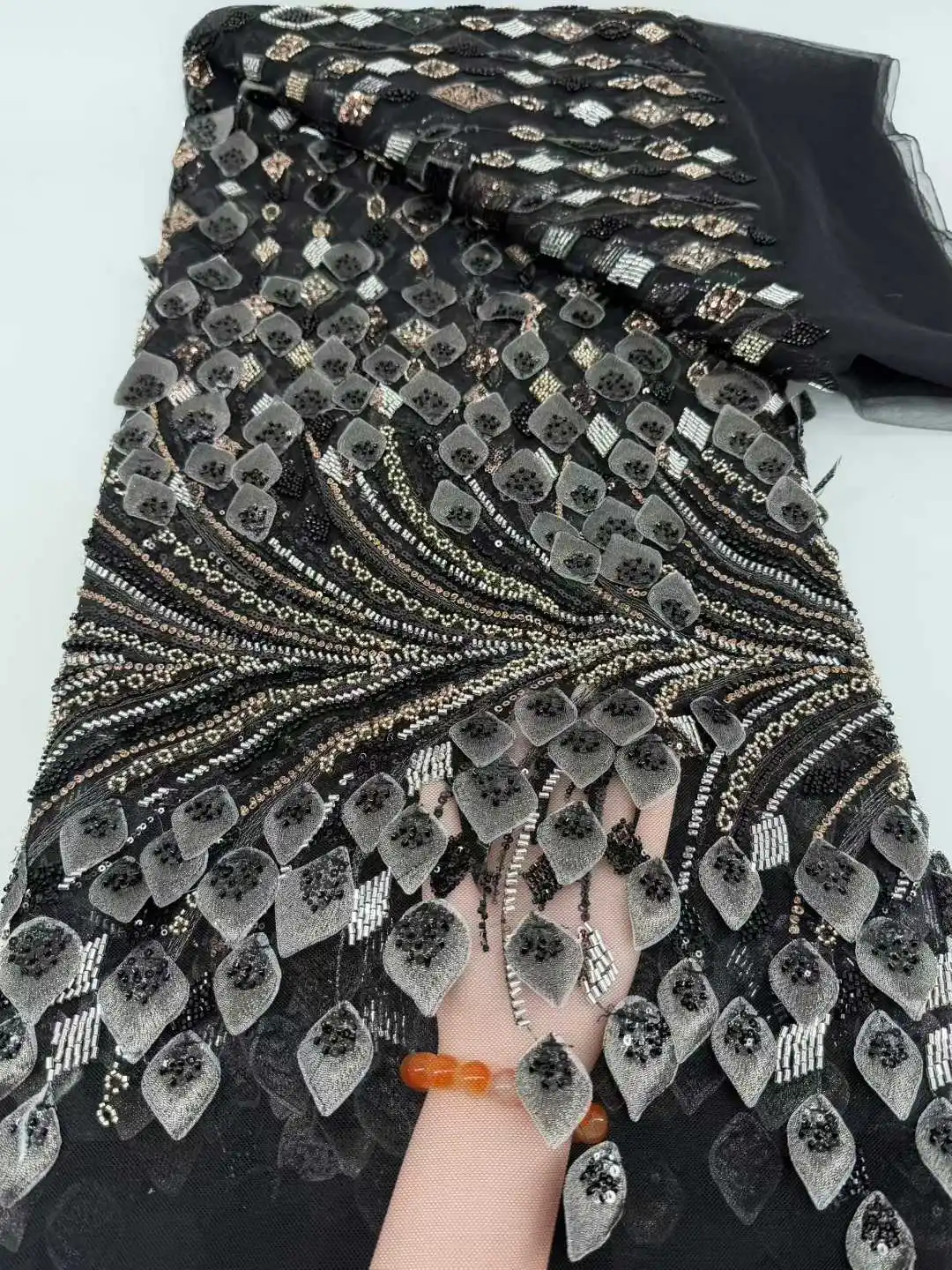 African Beaded Lace Fabric 2026 Wholesale Hot Sale in Nigeria Sequin Lace Fabric Lace Fabric for Women's Party Dresses 5Y 1874