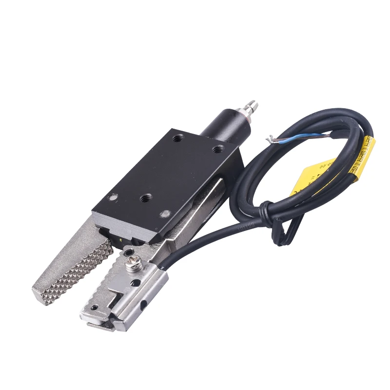 

Manipulator Accessory Clamp STAR Nozzle Clamp CHK-EM-12-C Pneumatic Gripper With Sensor for Automatic Detection