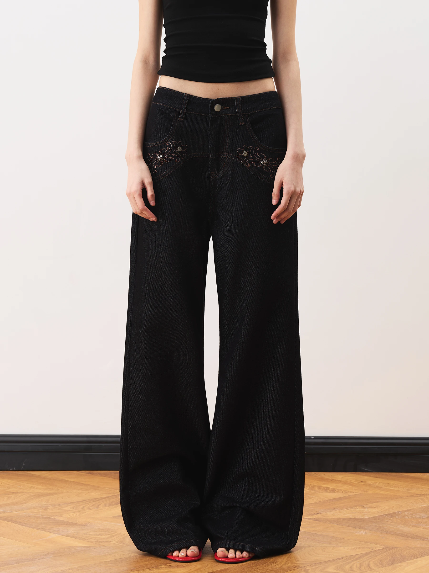 

JUNECUT New Embroidered Original Color Micro Flared Denim Jeans Retro Versatile Loose Straight Leg Lenzing Long Pants