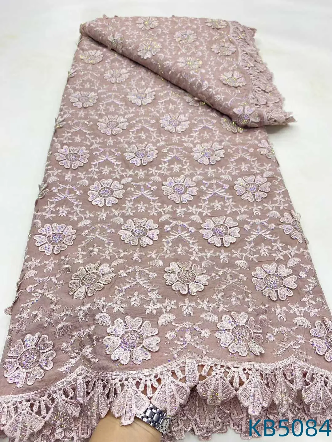 أحدث أقمشة الدانتيل النيجيري 2025 الأفريقي الأبيض الجوف الشيفون دبي التطريز النسيج تسلسل الفرنسية شبكة للخياطة KB5084