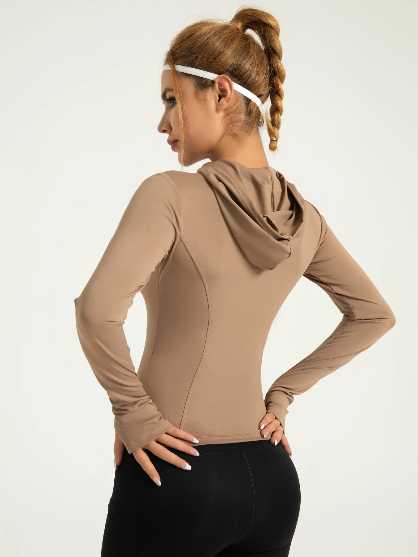 Outdoor new tight fitting hooded yoga suit with high elasticity and nude feeling, slim fit cardigan with sleeves, yoga jacket