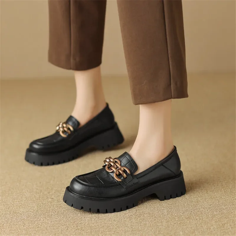 NEW Spring Retro Women Pumps Round Toe Chunky Heel Loafers Split Leather Shoes for Women Metal Buckle Shoes Platform Shoes