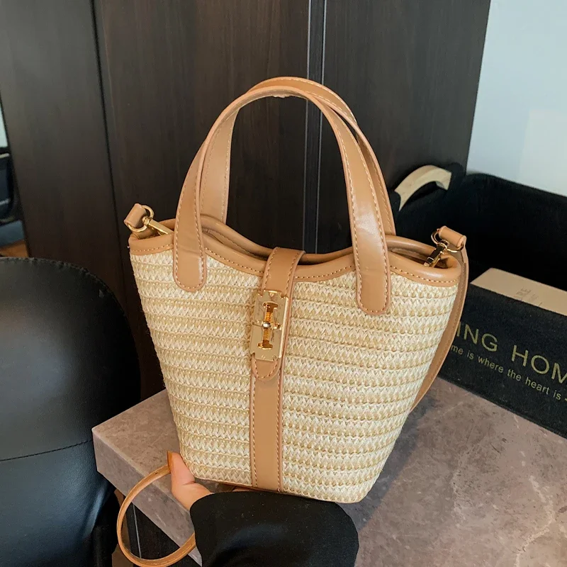 

Designer Bucket Shoulder Crossbody Bag For Women 2025 New Brand Straw Bag Small Female Handbag Classic Bag Fashion Beach Bolsos