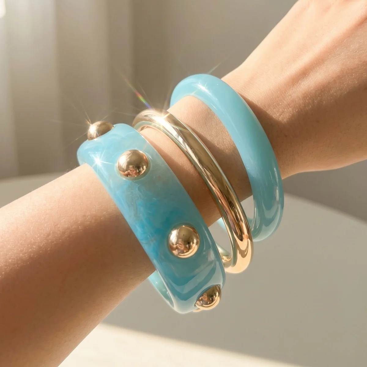 3pcs Blue Resin Bangle Bracelet Set for Women Boho Vintage Gold Color Studded Marbled Stackable Bangles Chunky Fashion Jewelry