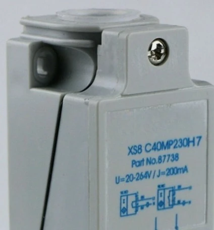 

Абсолютно новый датчик приближения XS8C40MP230H7, оригинальный, 1 шт., быстрая доставка